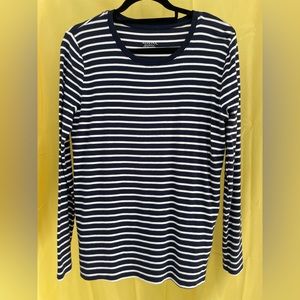 Merona long sleeve tee, size xxl, navy, great used condition